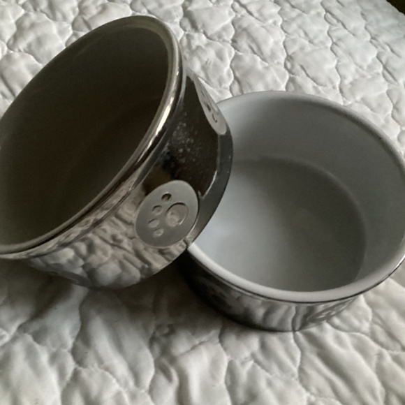 SET OF 2 SILVER CHROME CERAMIC PET BOWLS - Picture 2 of 8